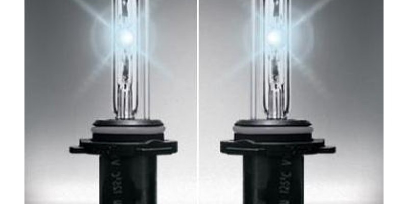 Crash Test στις λάμπες αυτοκινήτου: Xenon VS Led